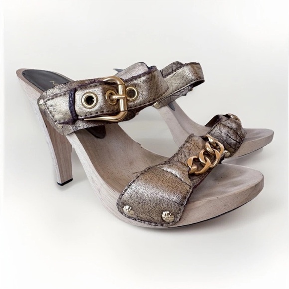 Vintage 90s Y2K Nine West Flirty n fun Gold Leather Gold Chain Platform Sandals - Picture 2 of 8